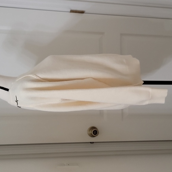 Dazy Size L Cream Colored Sweater with Floral Pattern at Back Neckline, EUC - Picture 6 of 12